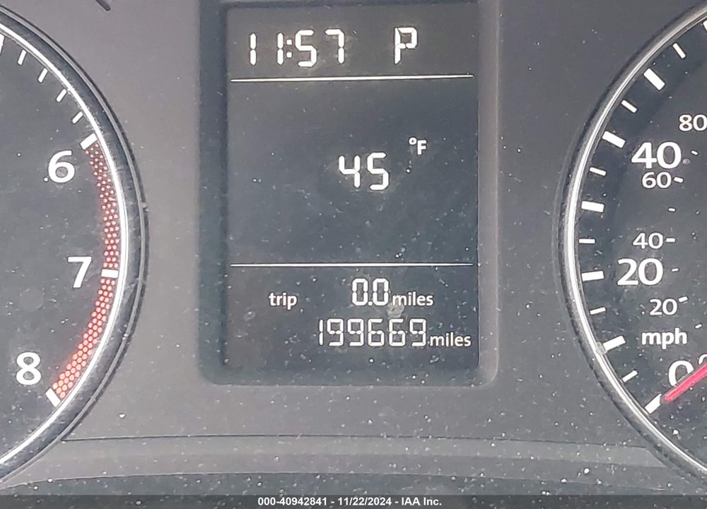 2014 VOLKSWAGEN PASSAT VIN: 1VWAT7A31EC074687