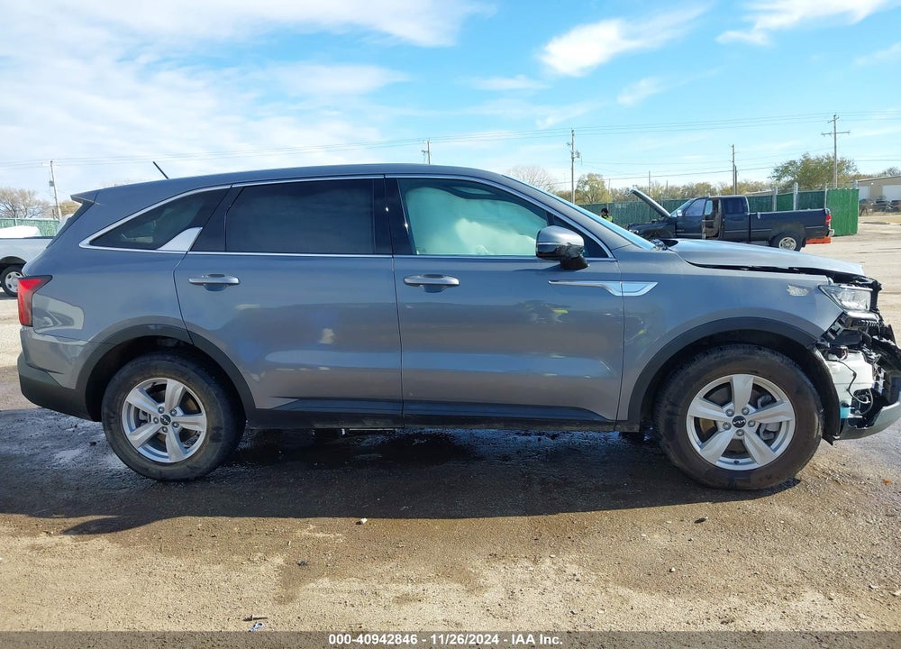 2023 KIA SORENTO LX VIN: 5XYRG4LC7PG174488