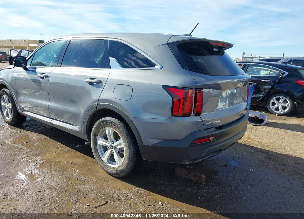 2023 KIA SORENTO LX VIN: 5XYRG4LC7PG174488