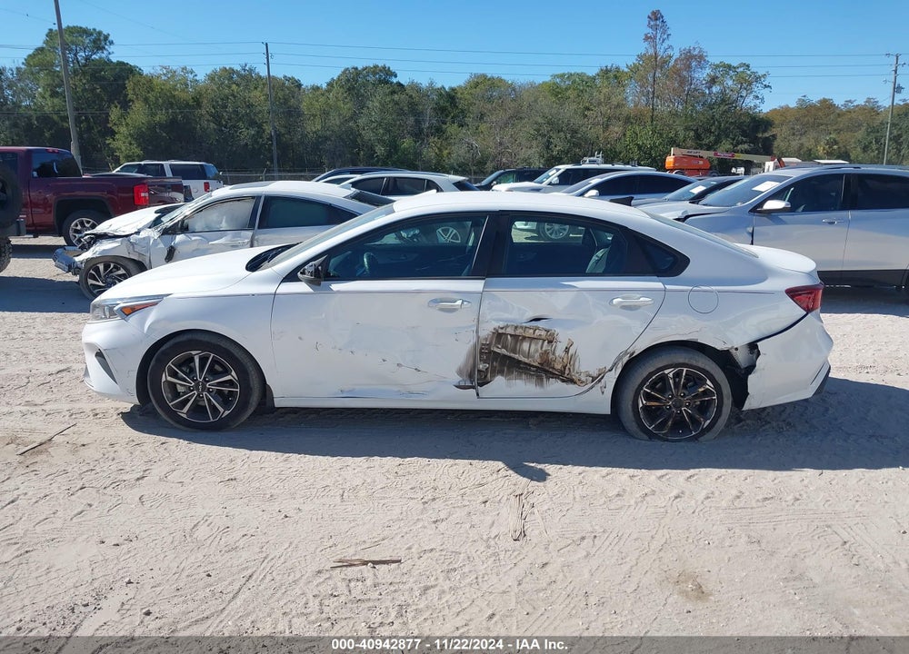 2022 KIA FORTE LXS VIN: 3KPF24AD9NE430654