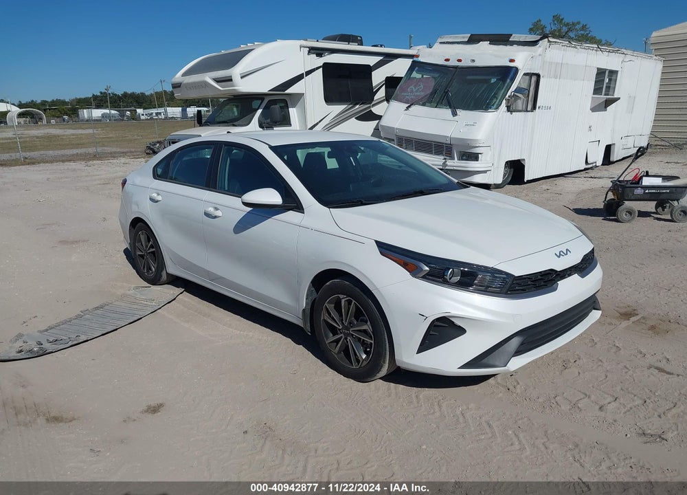 2022 KIA FORTE LXS VIN: 3KPF24AD9NE430654