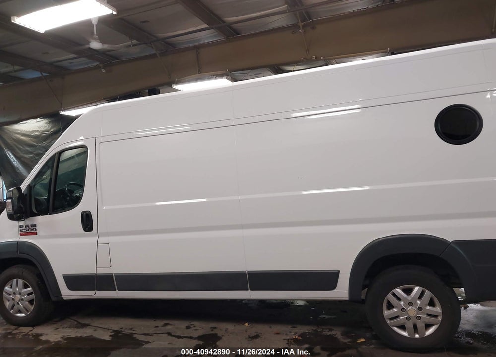 2017 RAM PROMASTER 2500 VIN: 3C6TRVDG7HE539412