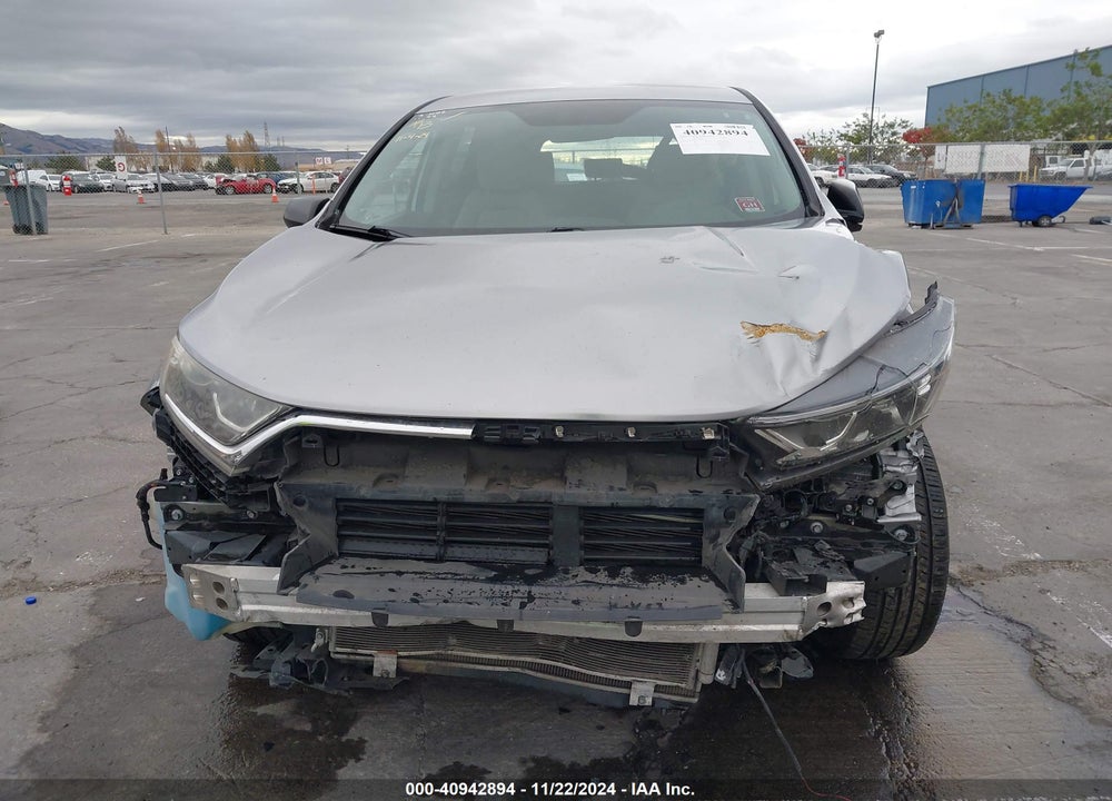 2017 HONDA CR-V LX VIN: 7FARW5H31HE006022