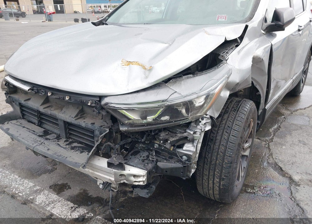 2017 HONDA CR-V LX VIN: 7FARW5H31HE006022