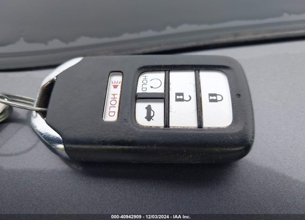 2016 HONDA ACCORD VIN: 1HGCR2F75GA058291