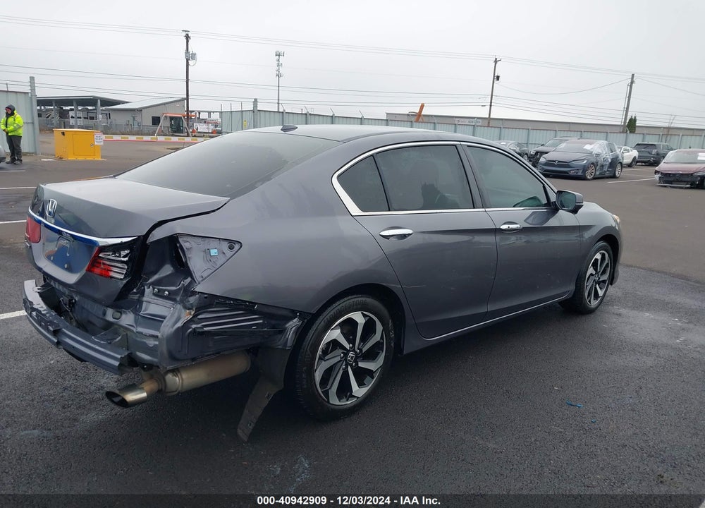 2016 HONDA ACCORD VIN: 1HGCR2F75GA058291