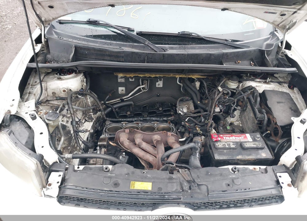 2011 SCION XB VIN: JTLZE4FE0B1126721