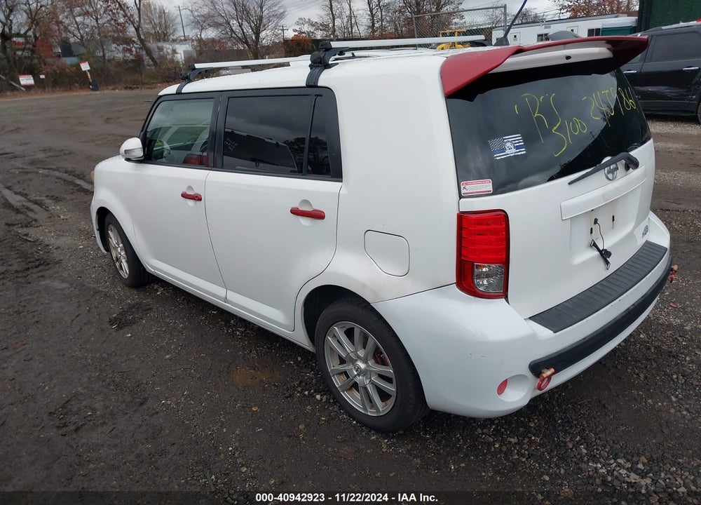 2011 SCION XB VIN: JTLZE4FE0B1126721