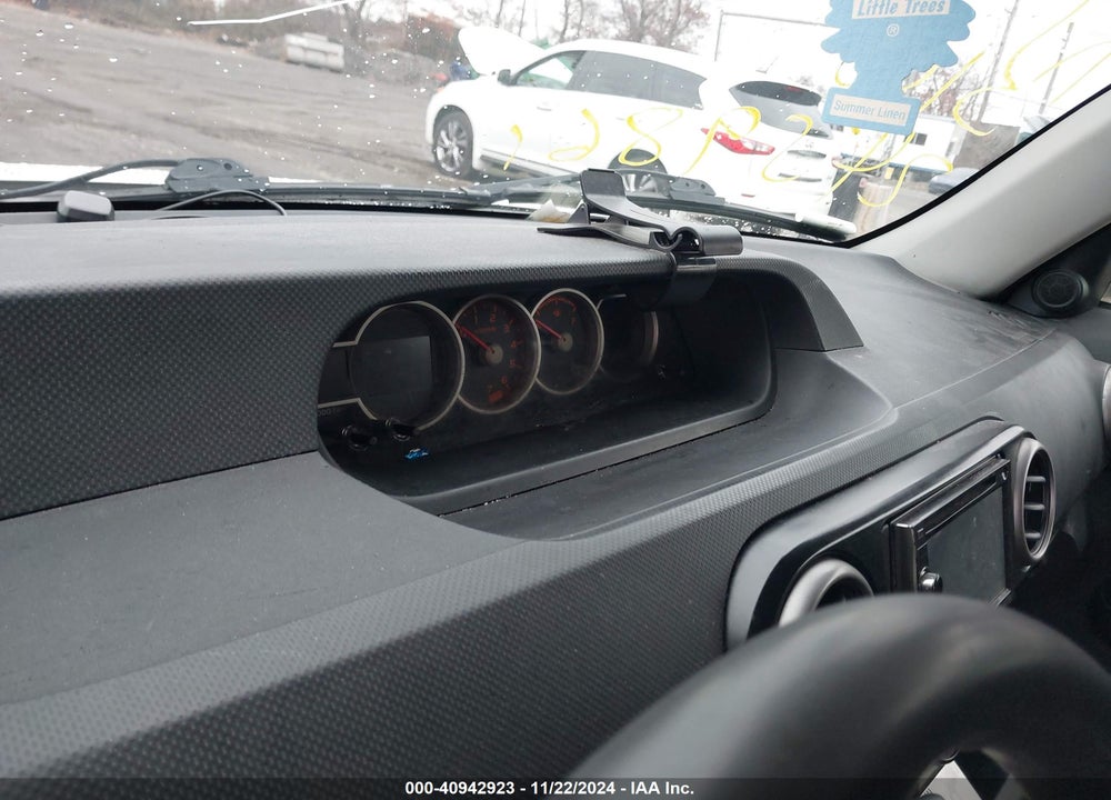 2011 SCION XB VIN: JTLZE4FE0B1126721
