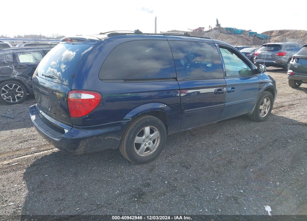 2006 DODGE GRAND CARAVAN SXT VIN: 2D4GP44L16R662998