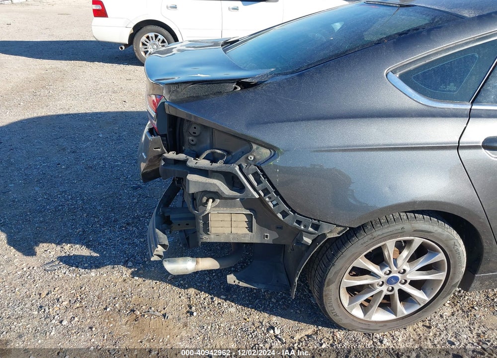 2017 FORD FUSION VIN: 3FA6P0H71HR369779