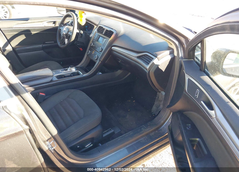 2017 FORD FUSION VIN: 3FA6P0H71HR369779