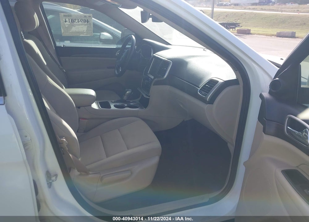 2016 JEEP GRAND CHEROKEE LAREDO VIN: 1C4RJEAG3GC455012