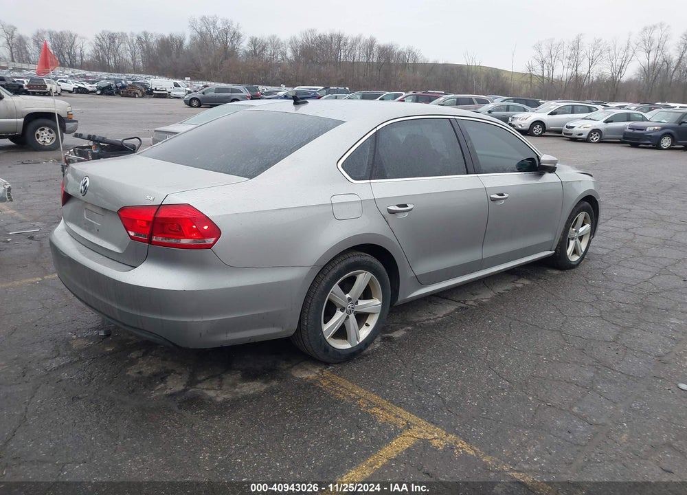 2013 VOLKSWAGEN PASSAT 2.5L SE VIN: 1VWBH7A30DC020057