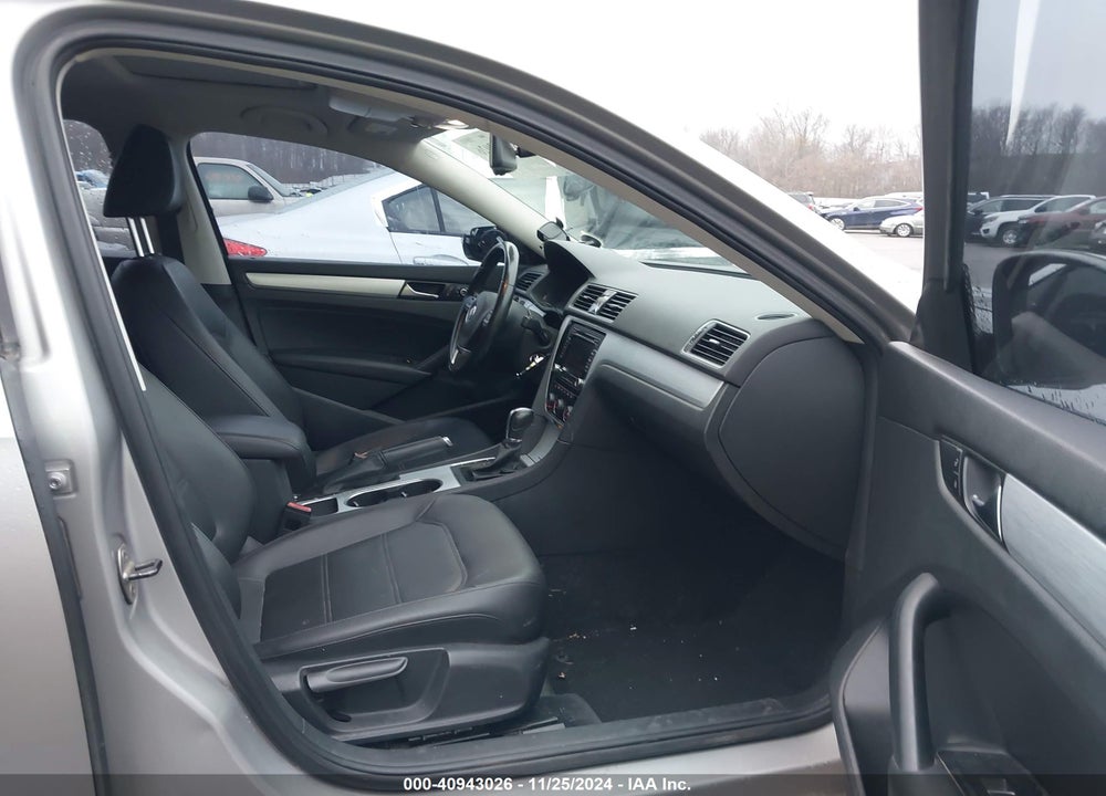 2013 VOLKSWAGEN PASSAT 2.5L SE VIN: 1VWBH7A30DC020057