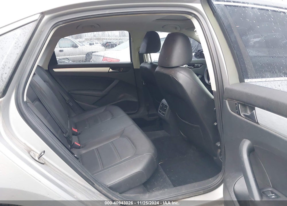 2013 VOLKSWAGEN PASSAT 2.5L SE VIN: 1VWBH7A30DC020057