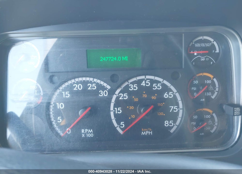 2013 FREIGHTLINER M2 106 MEDIUM DUTY VIN: 1FVACWDT9DDBV0097
