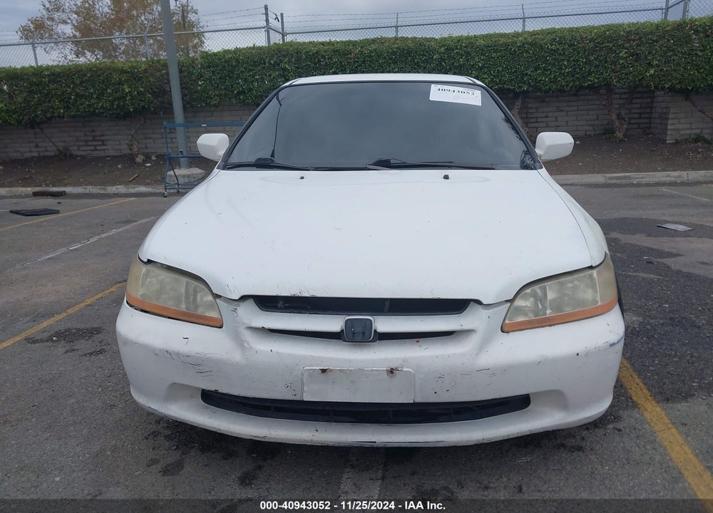 2000 HONDA ACCORD 2.3 LX VIN: JHMCG5647YC002515