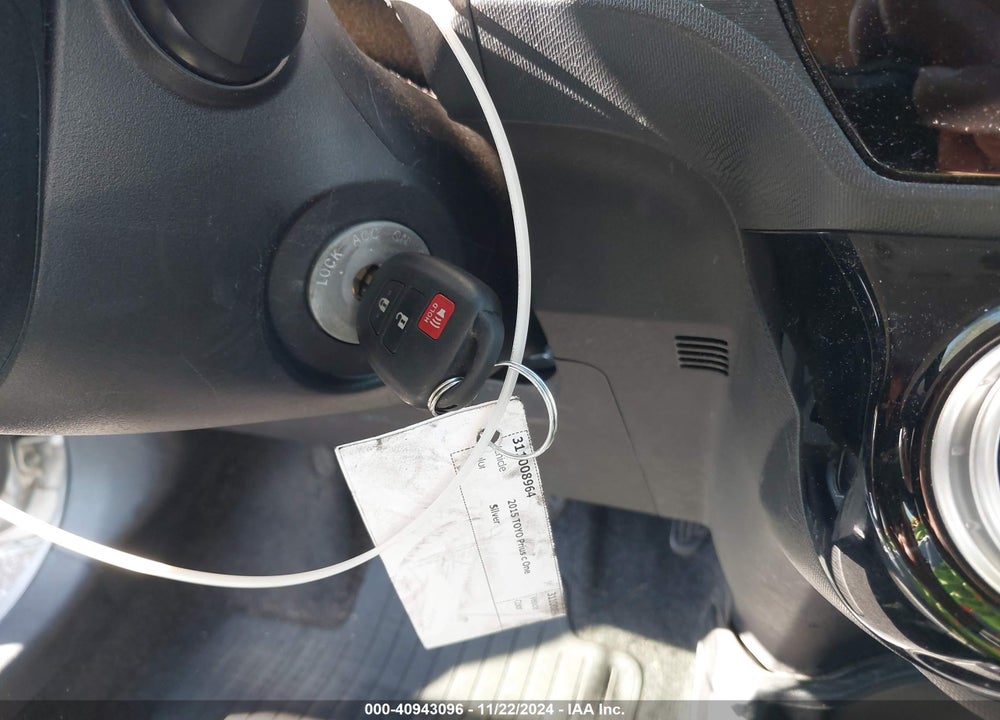 2015 TOYOTA PRIUS C ONE VIN: JTDKDTB31F1576544