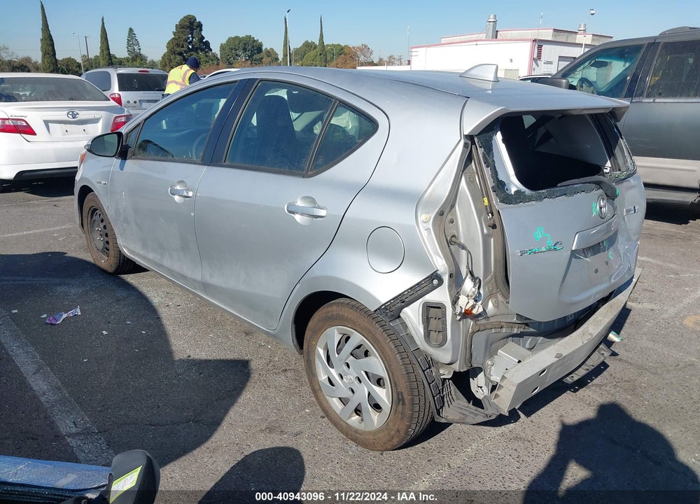 2015 TOYOTA PRIUS C ONE VIN: JTDKDTB31F1576544