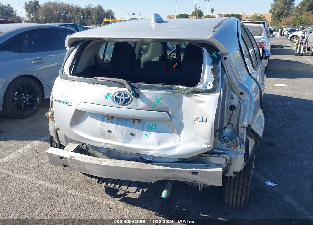 2015 TOYOTA PRIUS C ONE VIN: JTDKDTB31F1576544