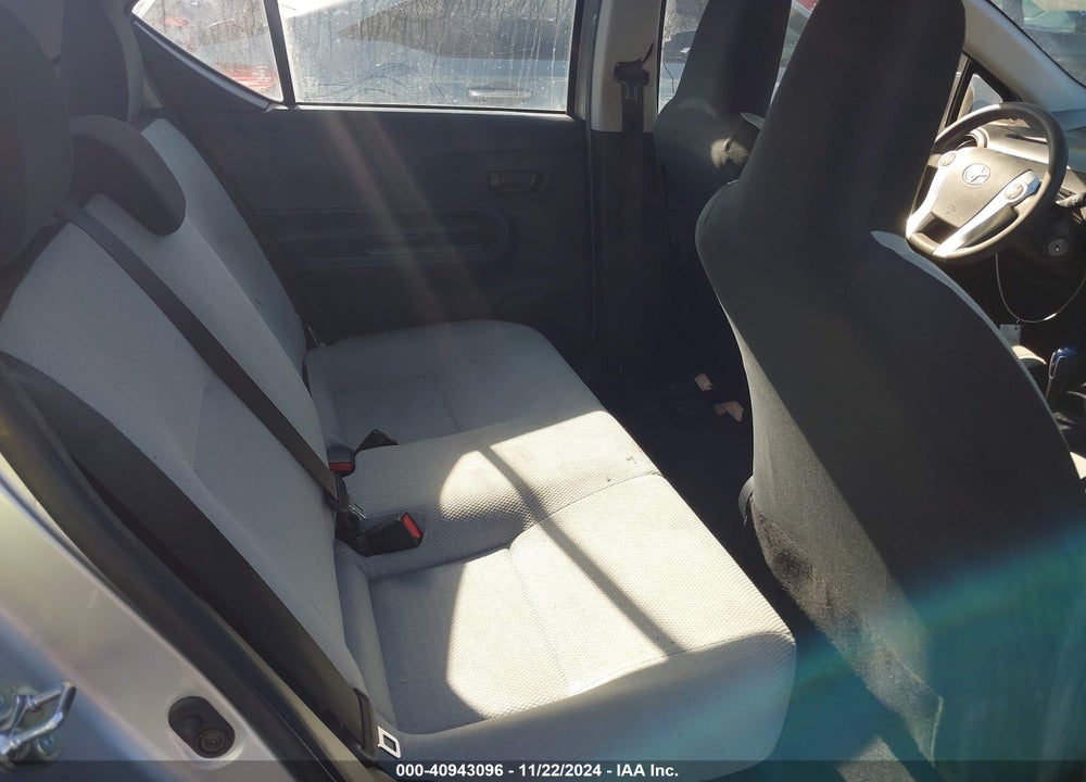 2015 TOYOTA PRIUS C ONE VIN: JTDKDTB31F1576544