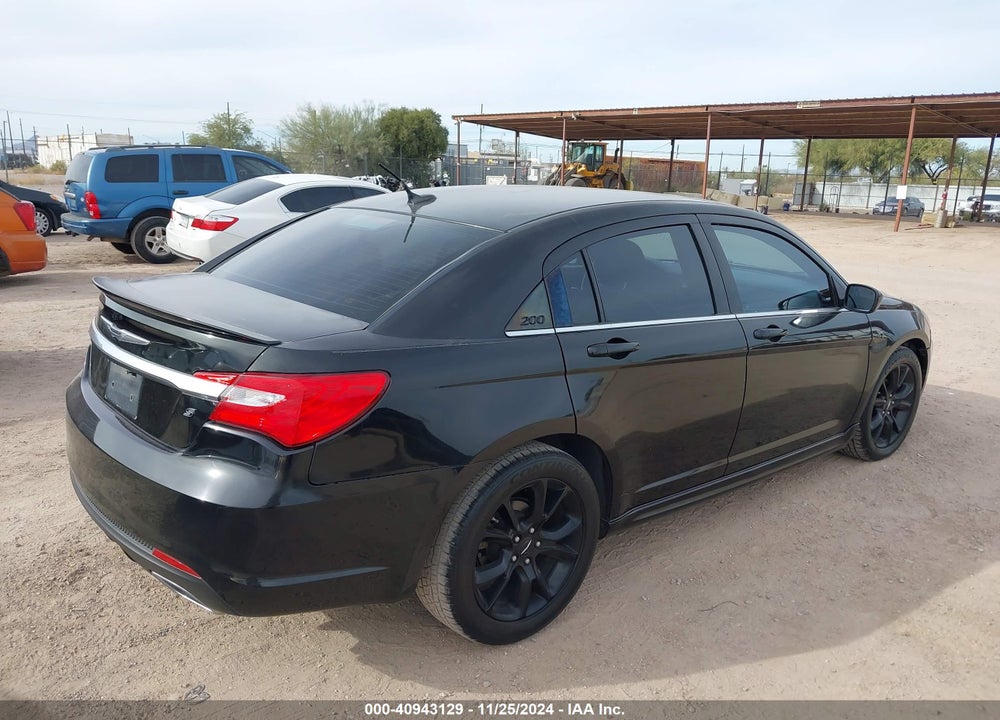 2013 CHRYSLER 200 LIMITED VIN: 1C3CCBCG5DN737300