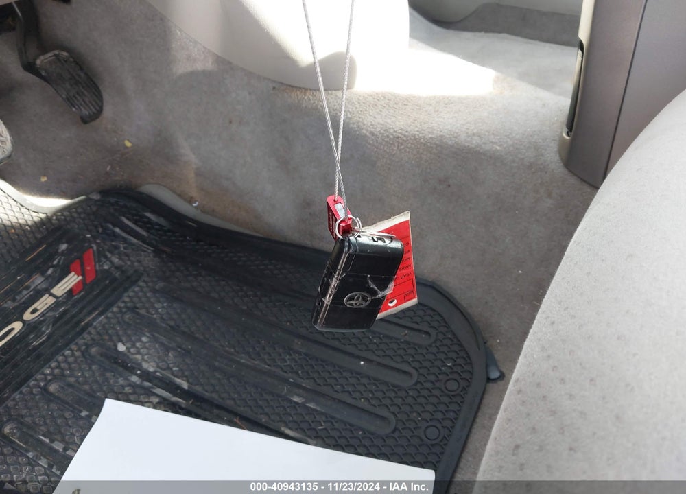 2009 TOYOTA PRIUS VIN: JTDKB20UX93507095