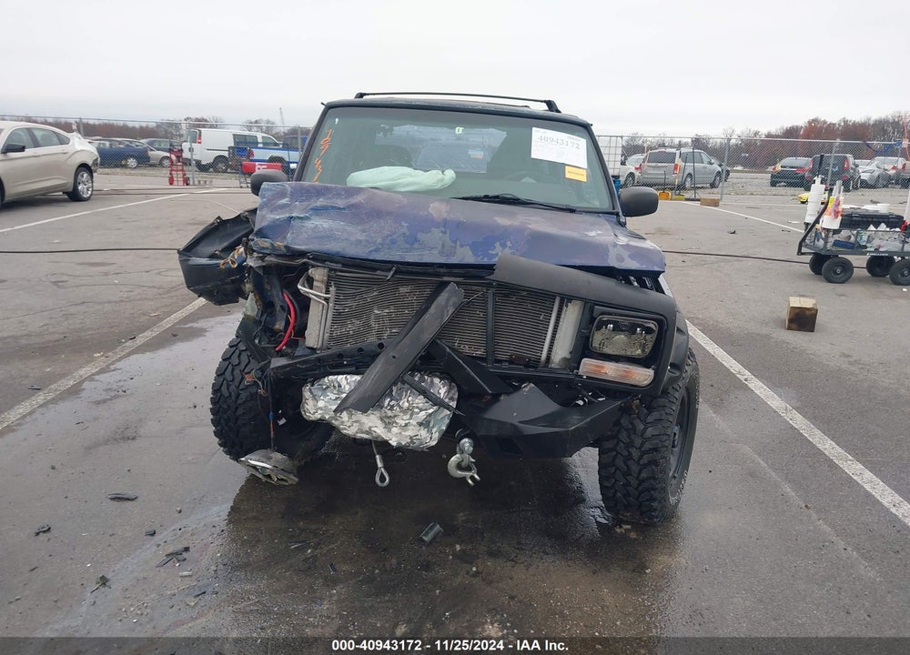 2001 JEEP CHEROKEE SPORT VIN: 1J4FF48S51L581558