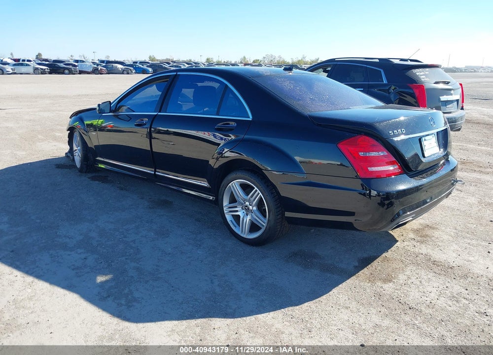 2012 MERCEDES-BENZ S 550 VIN: WDDNG7DB7CA432403