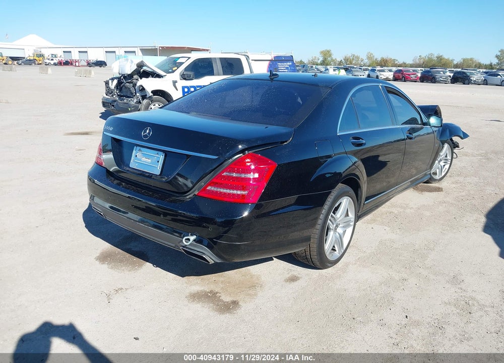 2012 MERCEDES-BENZ S 550 VIN: WDDNG7DB7CA432403