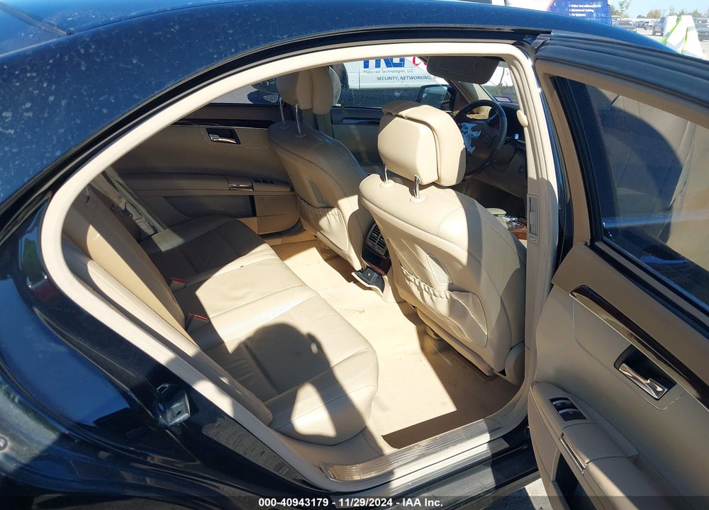 2012 MERCEDES-BENZ S 550 VIN: WDDNG7DB7CA432403