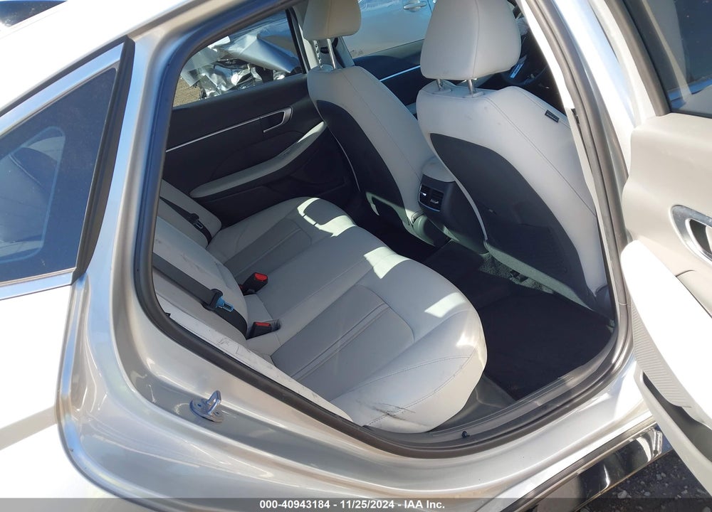 2024 HYUNDAI SONATA HYBRID SEL VIN: KMHL34JJ4RA086385