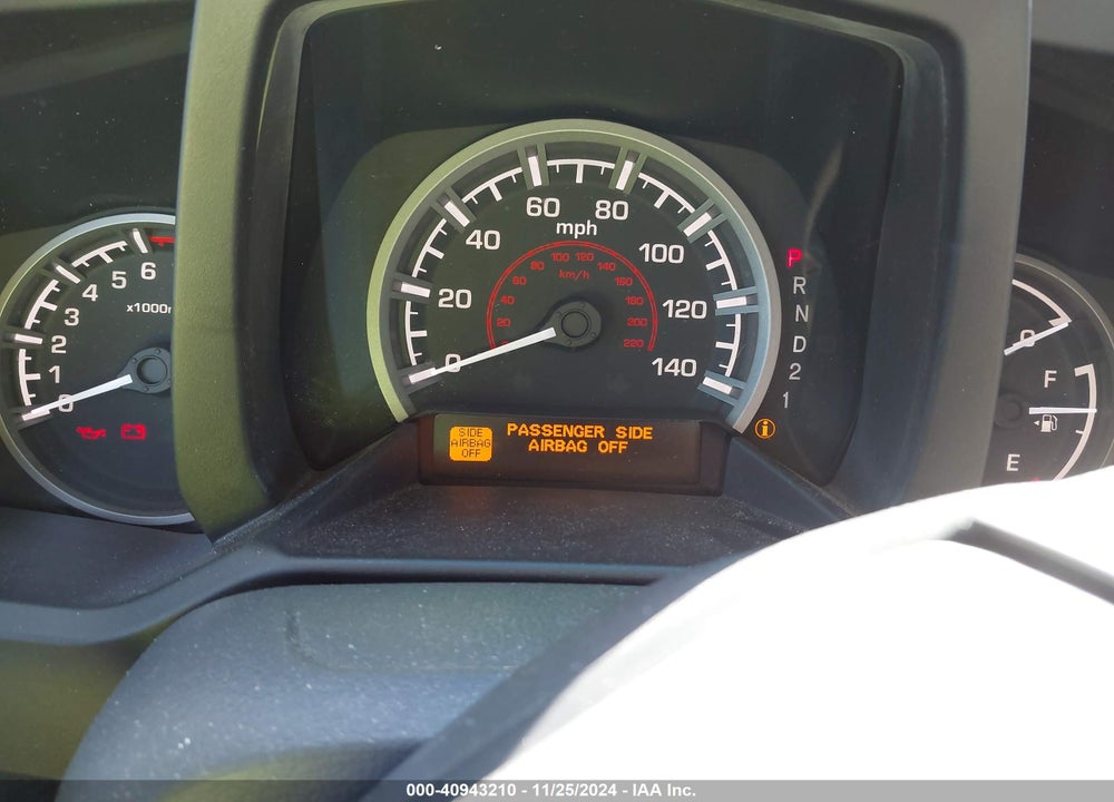2011 HONDA RIDGELINE RTL VIN: 5FPYK1F57BB455140