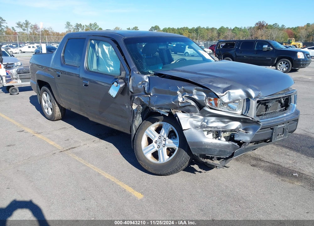 2011 HONDA RIDGELINE RTL VIN: 5FPYK1F57BB455140
