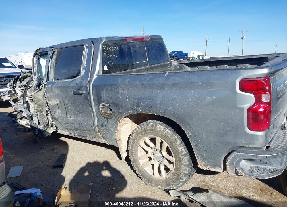 2023 CHEVROLET SILVERADO VIN: 1GCUDDE86PZ269783