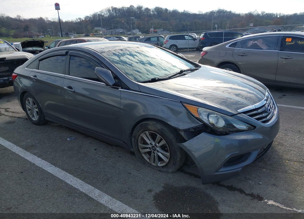 2013 HYUNDAI SONATA GLS VIN: 5NPEB4ACXDH734900
