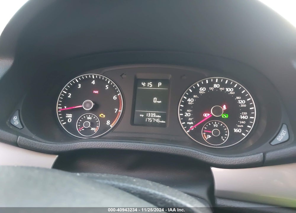 2013 VOLKSWAGEN PASSAT 2.5L S VIN: 1VWAP7A36DC047679