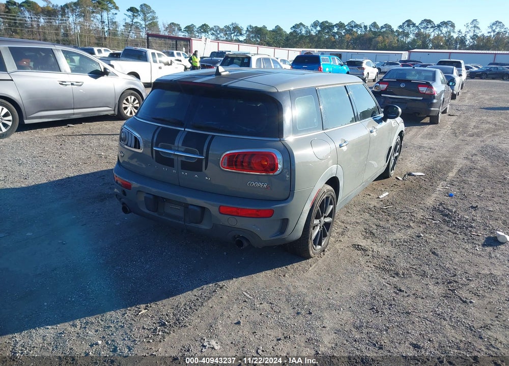 2016 MINI CLUBMAN COOPER S VIN: WMWLN9C54G2E47858