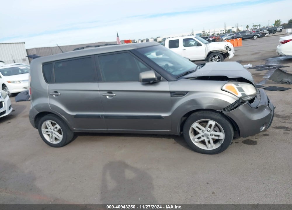 2011 KIA SOUL VIN: KNDJT2A22B7296026