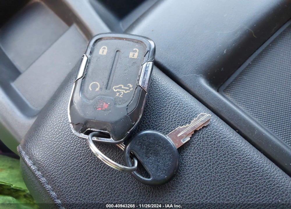 2019 CHEVROLET SILVERADO 1500 LT VIN: 3GCUYDED1KG249497