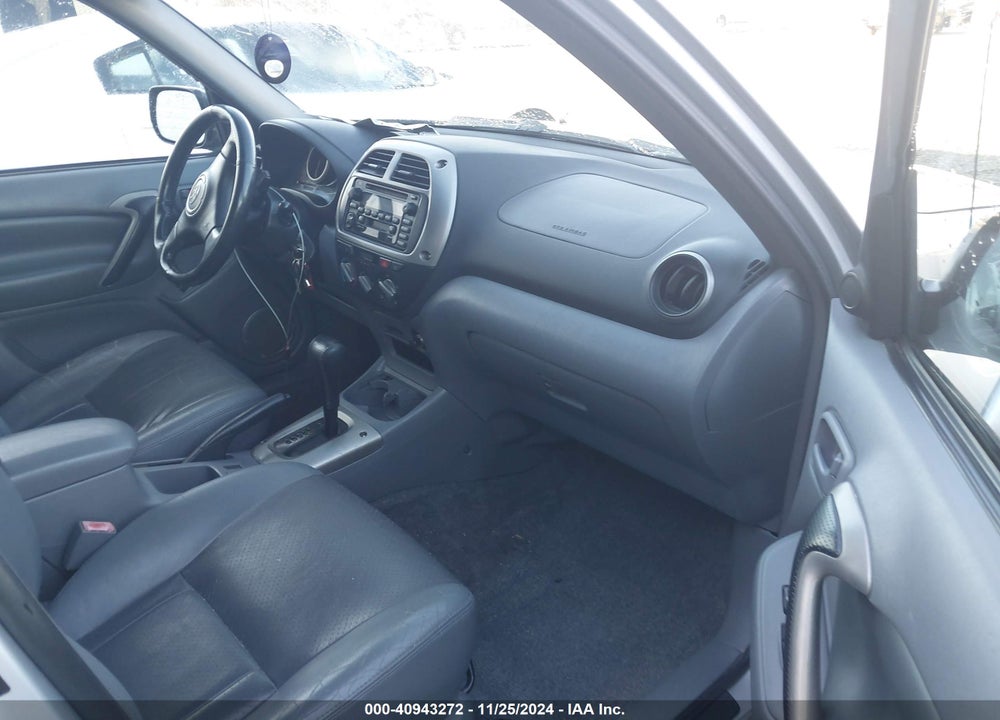 2002 TOYOTA RAV4 VIN: JTEHH20V126015198