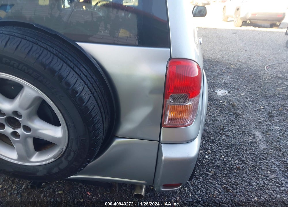 2002 TOYOTA RAV4 VIN: JTEHH20V126015198