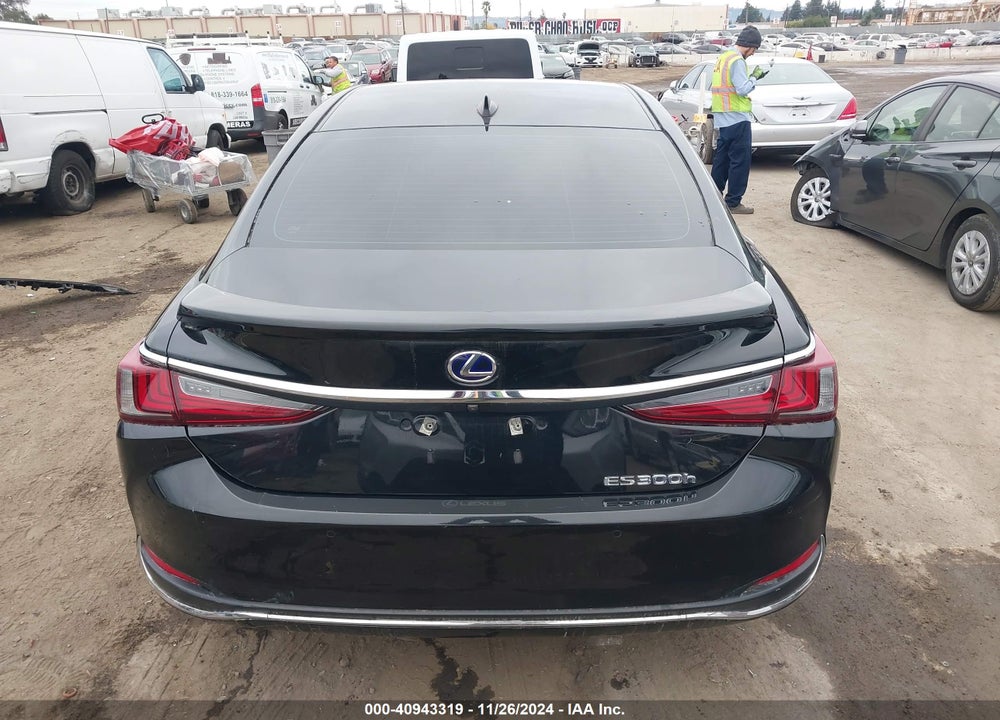 2021 LEXUS ES 300H VIN: 58AEA1C18MU005608