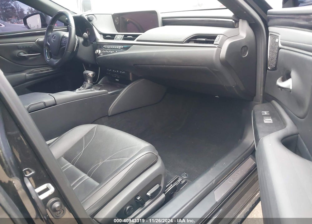 2021 LEXUS ES 300H VIN: 58AEA1C18MU005608