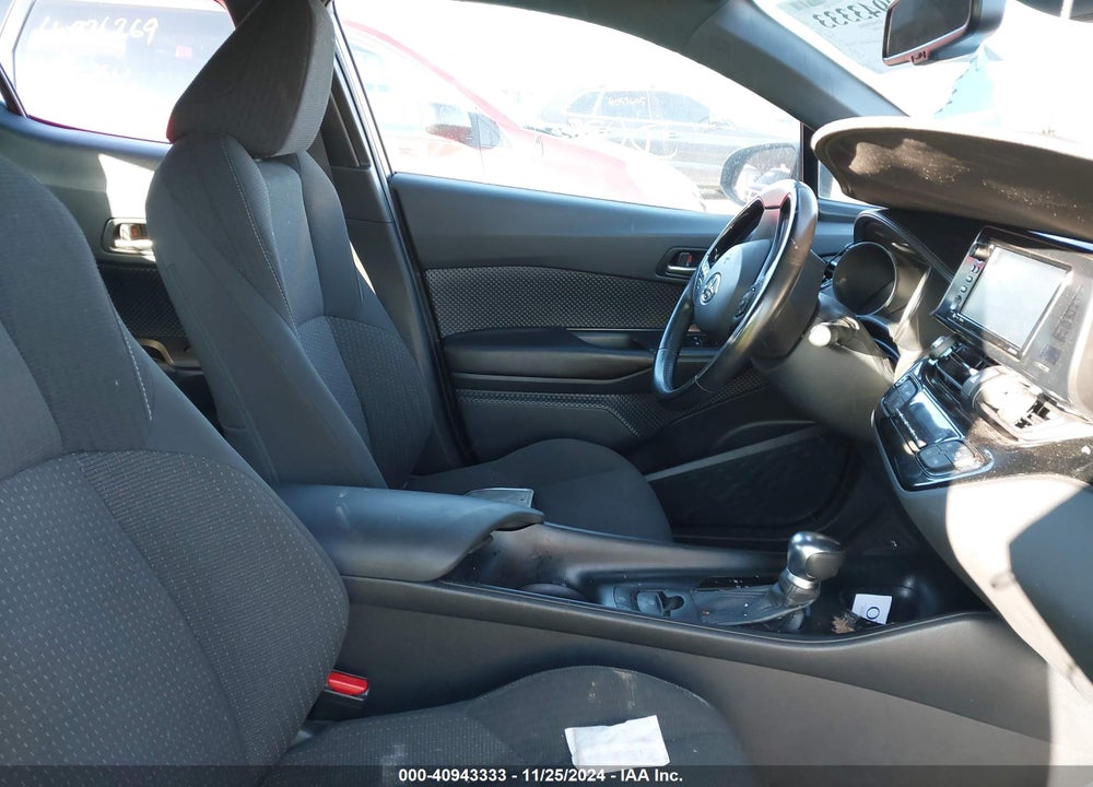 2018 TOYOTA C-HR XLE PREMIUM VIN: NMTKHMBX1JR003909