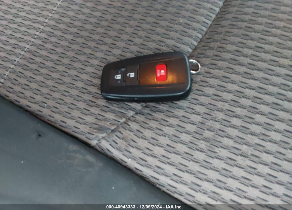 2018 TOYOTA C-HR XLE PREMIUM VIN: NMTKHMBX1JR003909