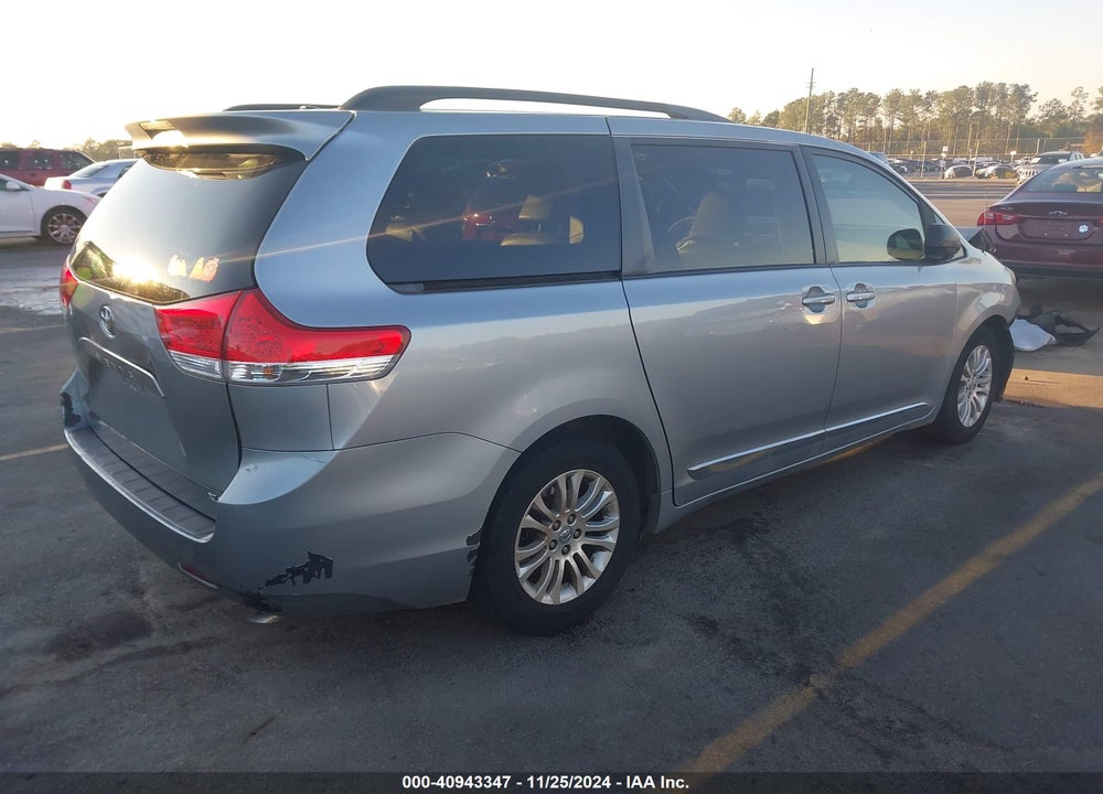 2011 TOYOTA SIENNA XLE V6 VIN: 5TDYK3DCXBS102750