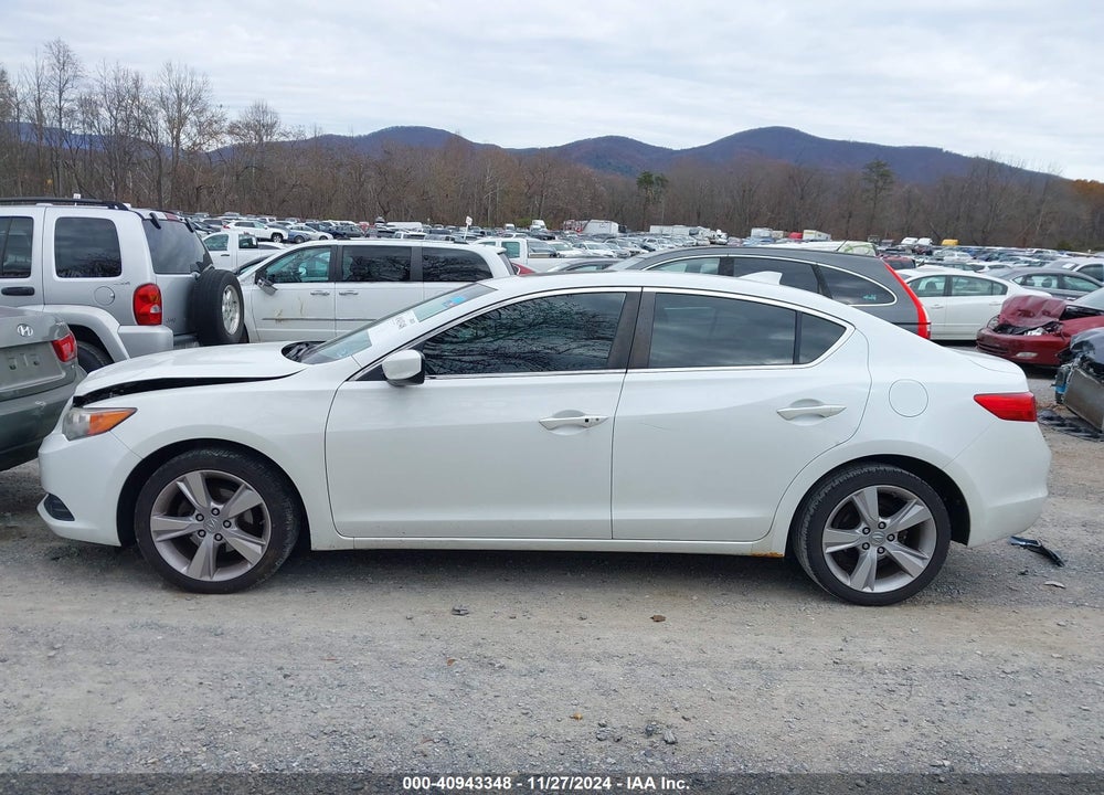 2015 ACURA ILX 2.0L VIN: 19VDE1F50FE003081