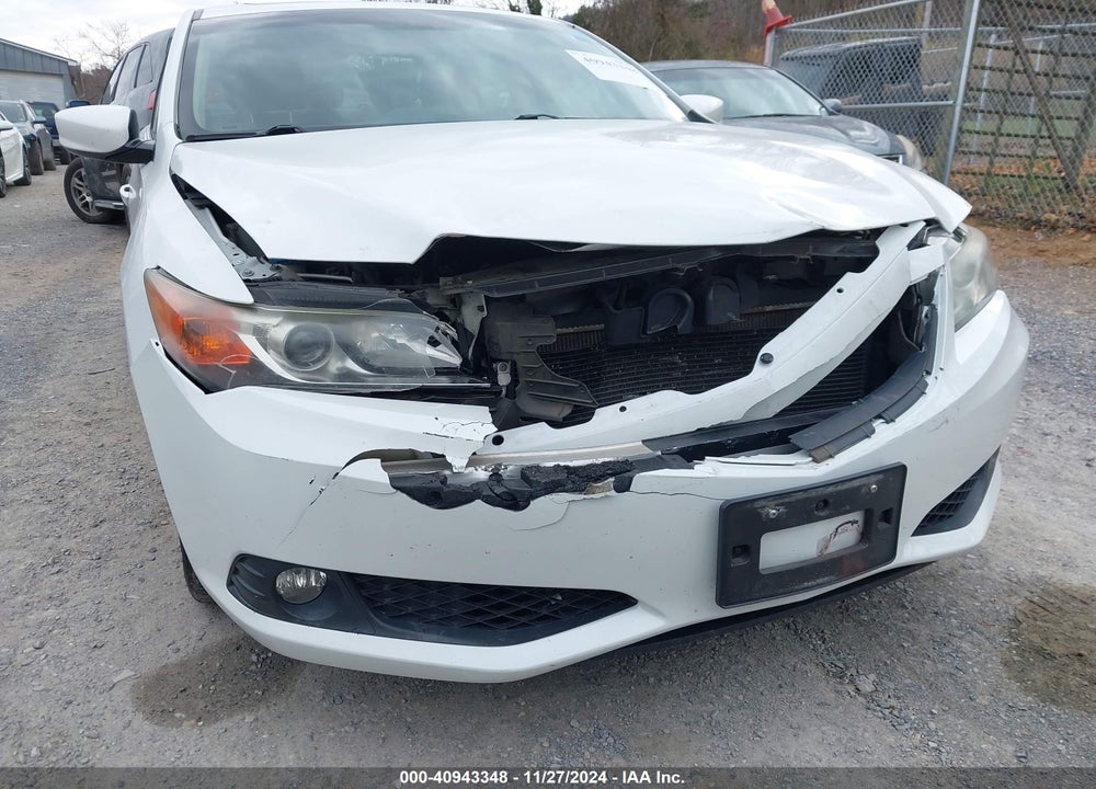 2015 ACURA ILX 2.0L VIN: 19VDE1F50FE003081